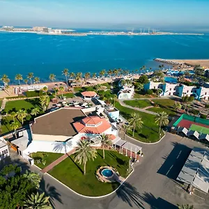 Resort Bm Ra’s al-Chaima